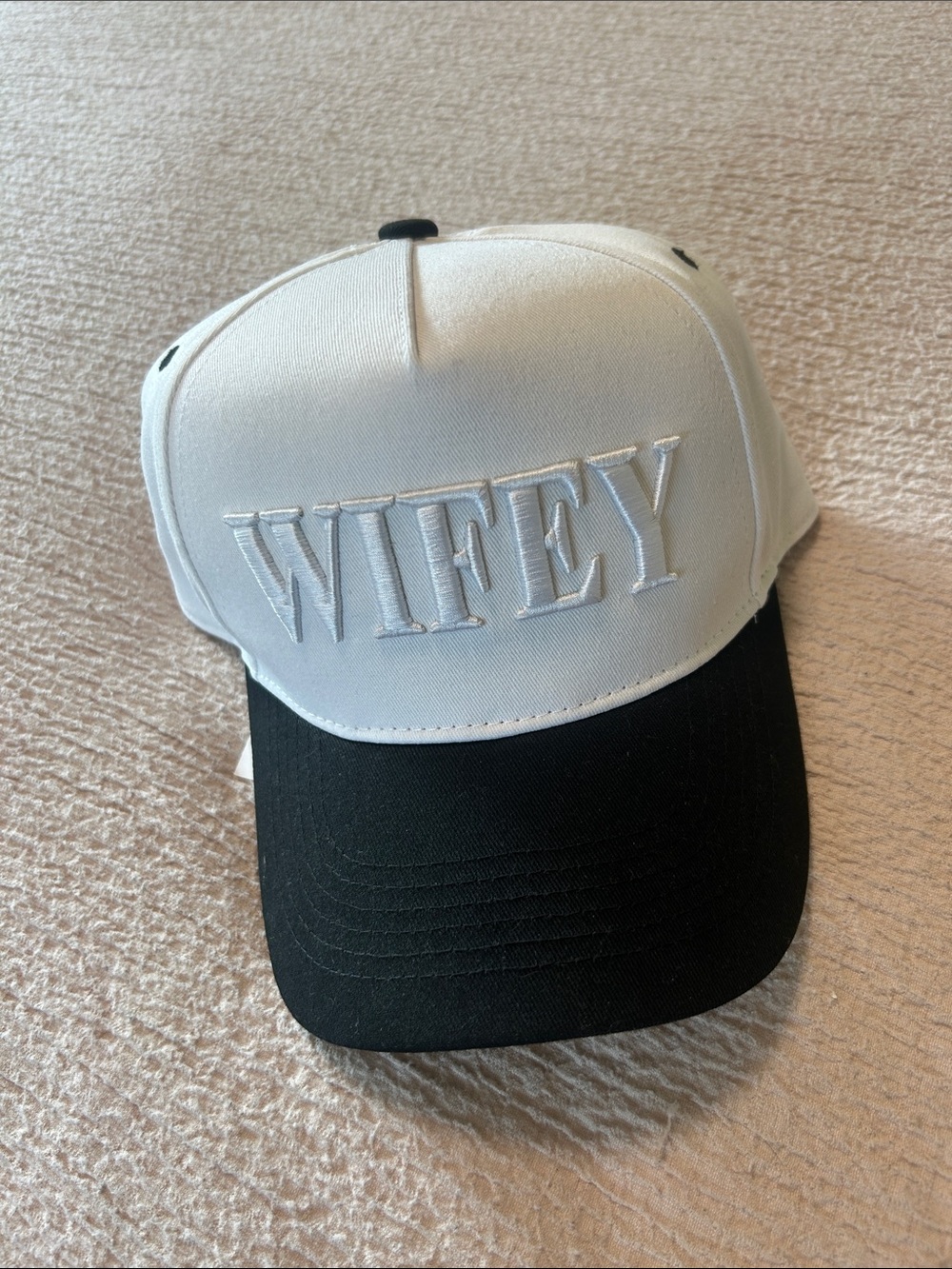 NWT “WIFEY” hat